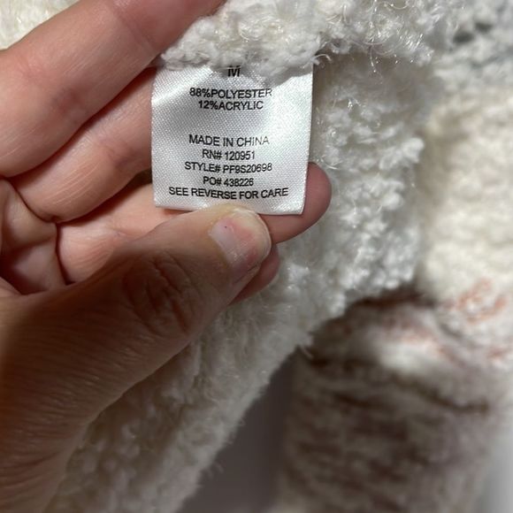 NWT Hippie Rose Ivory  Striped Sweater Medium Style PF9S20698 - Picture 12 of 17